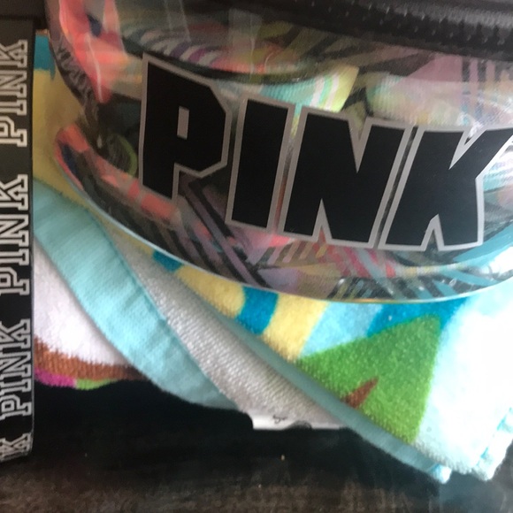 BNWOT VS PINK TRAVEL TOILETRIES CASES - Picture 3 of 8